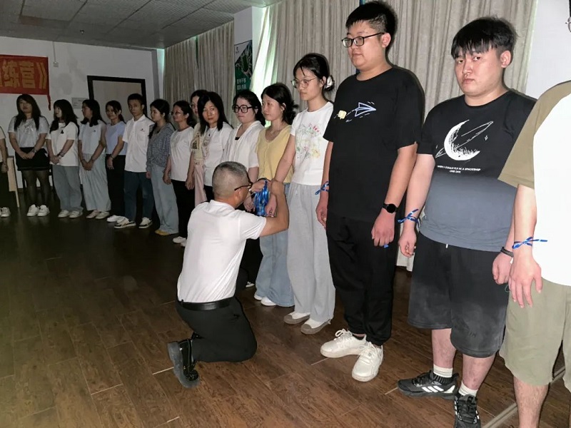 龙健商学院《第二十三期团队精神与卓越团队建设训练营》圆满落幕！凝聚团队力量，共筑发展基石。 (3).jpg
